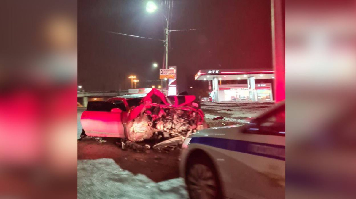 Chevrolet Camaro разбилась в ДТП на Северном мосту в Воронеже – Новости  Воронежа и Воронежской области – Вести Воронеж