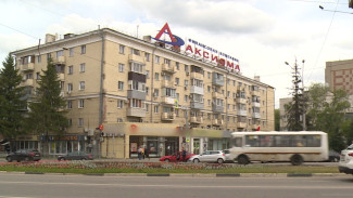 «Аксиома» заявила о подготовке к демонтажу огромной неоновой вывески в центре Воронежа