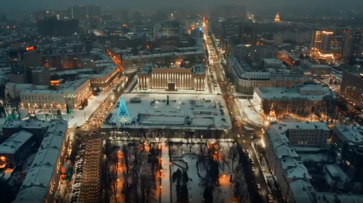 Авария в воронеже сегодня на пл ленина. Воронеж затор. Авария на урицкого воронеж. Что происходит в городе воронеж. Воронеж дтп на площади ленина 15.