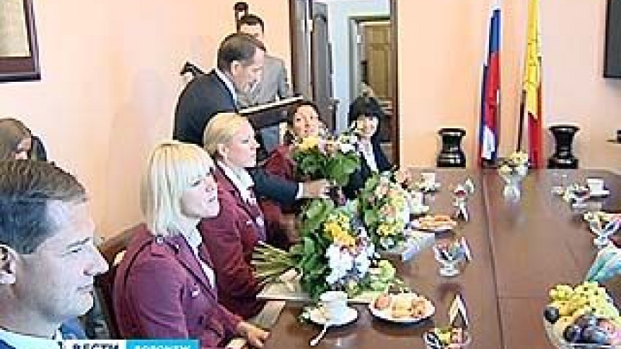 Воронежских паралимпийцев поздравил губернатор Алексей Гордеев
