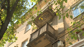 В УК отказались от демонтажа ветхих балконов в центре Воронежа вопреки обрушениям