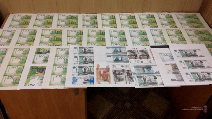 Пенсионер печатал деньги на принтере и распространял их в Воронежской области