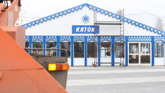 Работу катка на Адмиралтейской площади в Воронеже частично возобновили