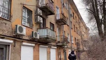 Следователи заинтересовались разрушающимся и «обезвоженным» домом в центре Воронежа