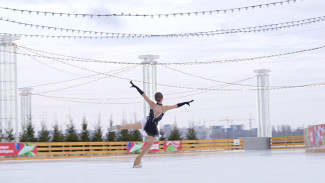 Профессиональные фигуристы подготовили выступление на катке в Воронеже