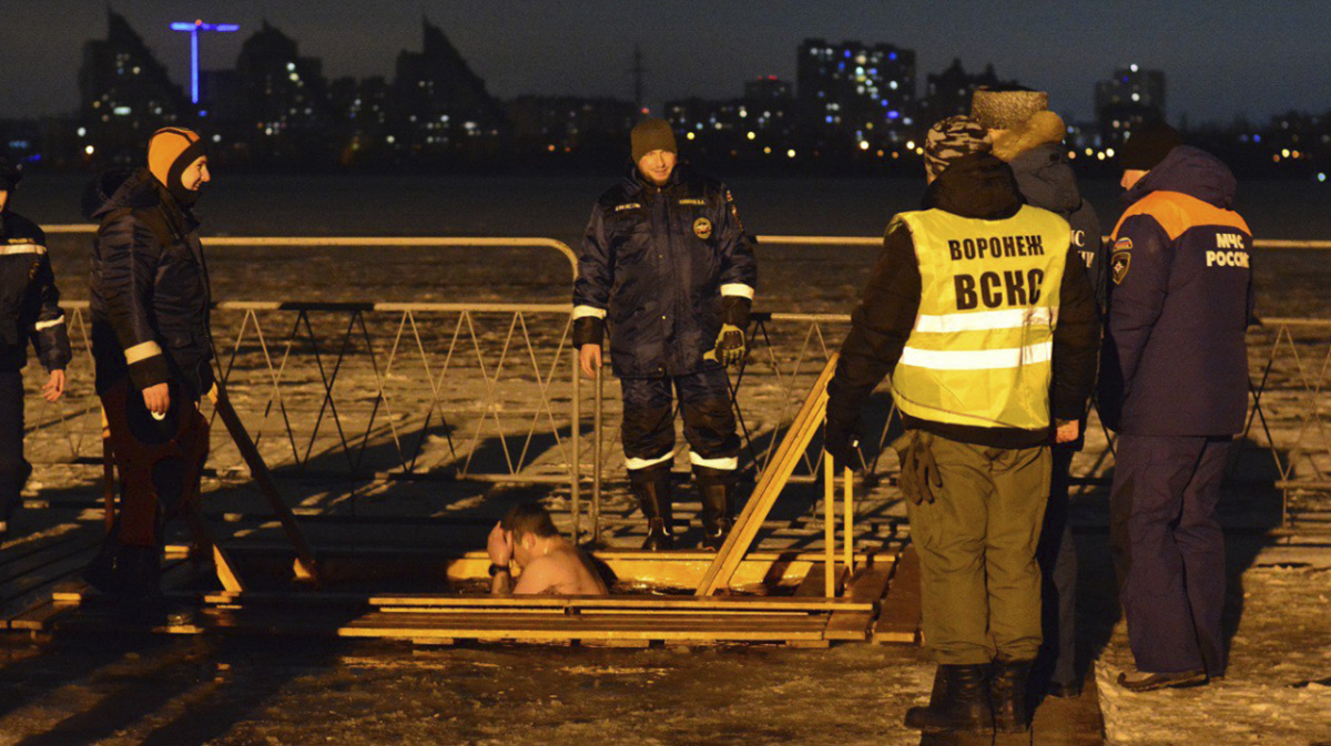 В Воронеже отказались от оборудования проруби у храма в Боровом – Новости  Воронежа и Воронежской области – Вести Воронеж