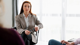 Воронежский депутат Госдумы предложил включить психотерапию в ОМС