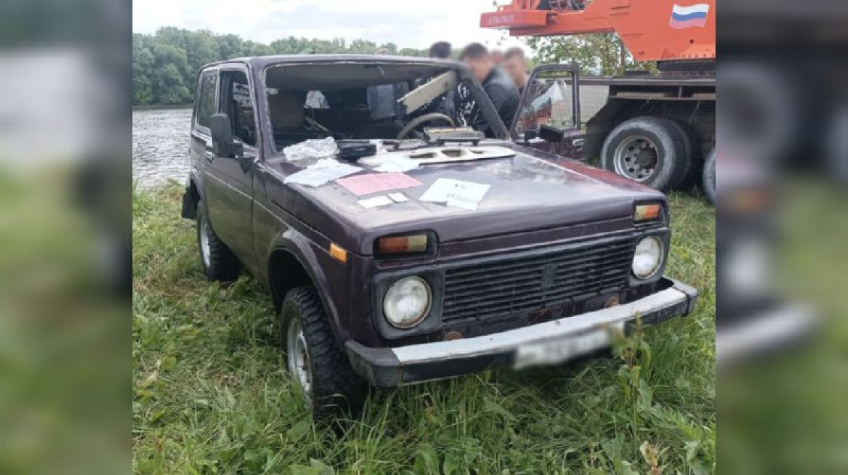 В Воронежской области мужчина утонул, съехав на ВАЗе в водоём | 18.05.2024  | Воронеж - БезФормата