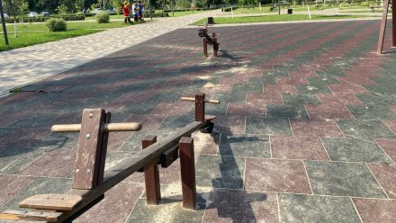 В Борисоглебске нашли опасные детские площадки