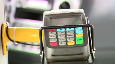 Во всех воронежских маршрутках перестала работать безналичная оплата проезда