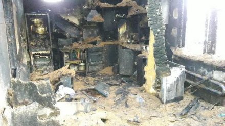 Под Воронежем ревнивец пытался заживо сжечь подругу и спалил дом