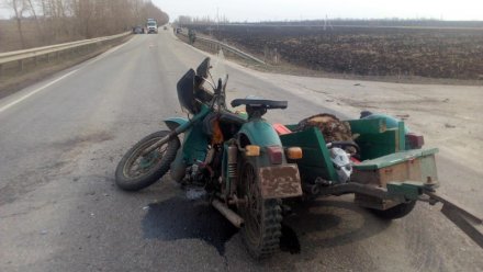 В Воронежской области три человека пострадали в ДТП с мотоциклом