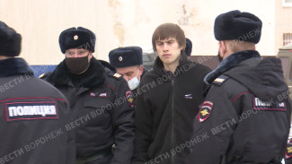 В Воронеже начался суд над расстрелявшим сослуживцев на Балтиморе срочником 
