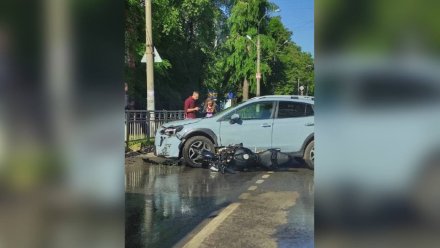 В Воронеже иномарка сбила мотоциклиста