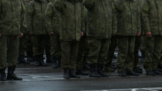 Мать пожаловалась на невыплату 120 тысяч трём парням из Воронежской области