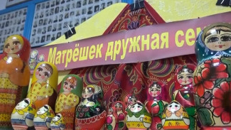 Выставка матрёшек прошла в краеведческом музее Таловского района