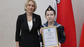 Под Воронежем двоих кадетов наградили за спасение упавшего в яму с ледяной водой ребёнка