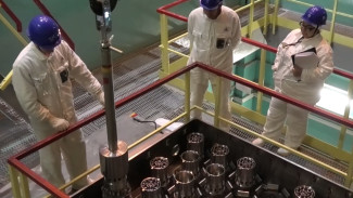 На нововоронежской АЭС впервые загрузили партию инновационного ядерного топлива 