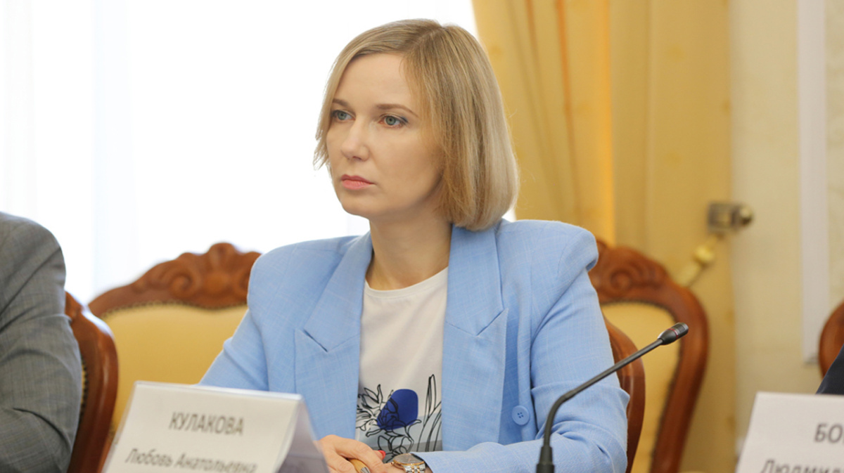 Шабалатов правительство воронежской. Врио исполняющий обязанности. Правильное сокращение исполняющий обязанности. Исполняющий обязанности генерального директора. Директор механического завода воронеж ковалев.