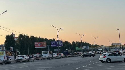 На выезде из Воронежа вечером пятницы растянулась 6-километровая пробка
