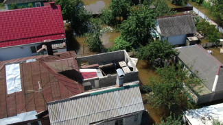 Воронежцы из затопленных после аварии на водоводе домов получили первые компенсации