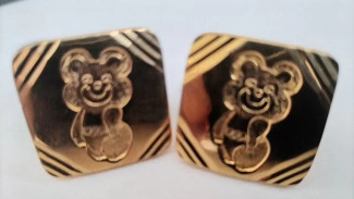 В Воронеже выставили на продажу запонки с символикой Олимпиады-1980 за 5 млн