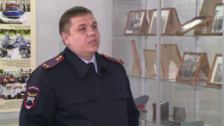 Прославившегося воронежского гаишника с 22 квартирами задержали
