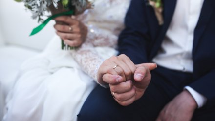 В Воронеже сотрудница управы вышла замуж за участника СВО