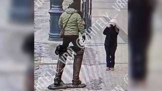 Сломавшего шпору на «‎Сапогах Петра» воронежца показали на видео