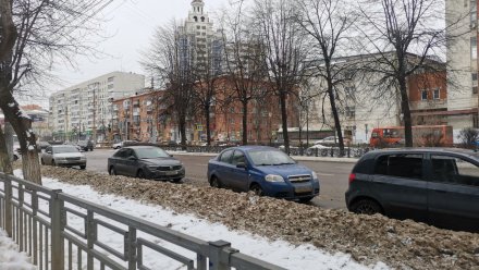 Парковки в центре Воронежа станут бесплатными в праздничные дни февраля