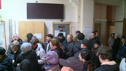 Власти отложили подорожание справок, из-за которых воронежцы 2 дня «штурмуют» диспансер