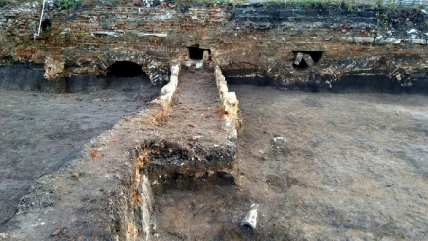 В Воронеже на месте строительства онкоцентра раскопали старинные тоннели