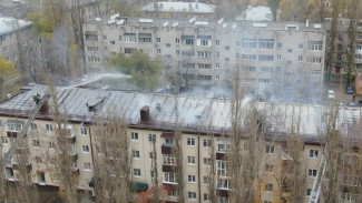 В Воронеже начнут искать подрядчика для замены сгоревшей крыши дома на Небольсина