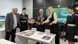 «Единая Россия» открыла Парту Героя в Панинском районе