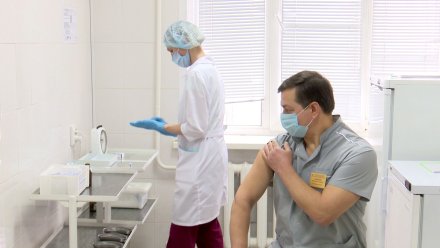 Чиновники назвали самые вакцинированные районы Воронежской области 