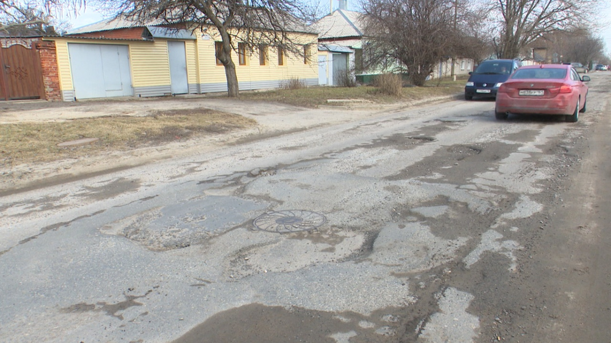 Полоса препятствий или город после бомбёжки. Дороги в Воронеже покрылись  ямами – Новости Воронежа и Воронежской области – Вести Воронеж