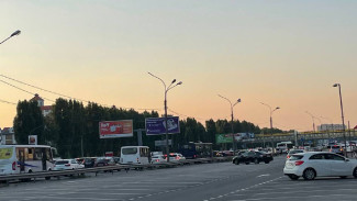 На выезде из Воронежа вечером пятницы растянулась 6-километровая пробка