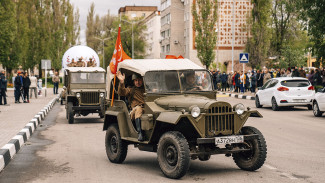Техника времён Великой Отечественной войны проехала по улицам Нововоронежа 9 мая