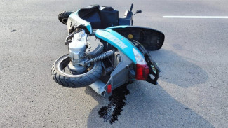 В Воронежской области опрокинулся скутер: пострадал 47-летний водитель