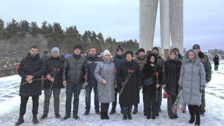 Коллектив ДСК принял участие в памятных мероприятиях