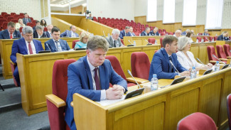 Более 2,5 млрд рублей направят Воронежской области на повышение зарплат бюджетников
