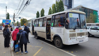 В Воронеже автобус №26 задымился на ходу
