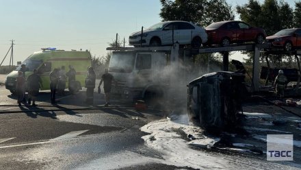 Последствия ДТП с 3 фурами под Воронежем показали на видео