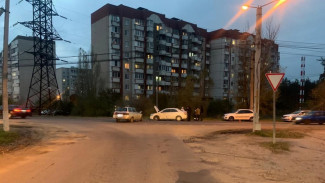 В Воронеже при столкновении двух машин пострадали три человека