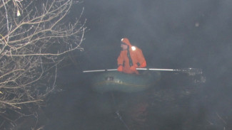 В Воронеже «Нива» с 3 мужчинами утонула в овраге с талыми водами