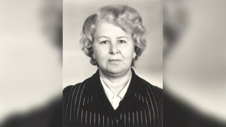 Мэр поздравил с Днём рождения Почётного гражданина Воронежа Нину Кабунину 