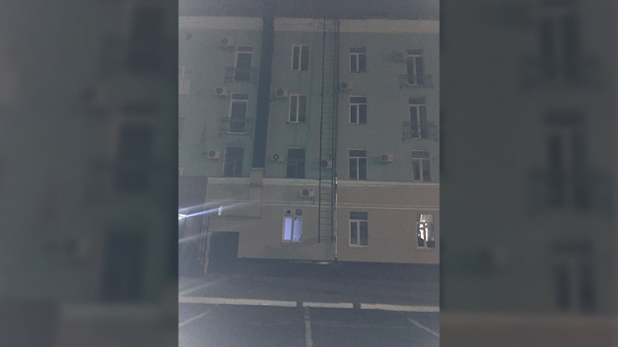 В Воронеже подросток погиб из-за развалившейся под ним пожарной лестницы