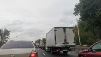 На выезде из Воронежа образовалась огромная пробка