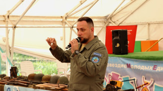 Поисковый отряд Нововоронежской АЭС познакомил школьников с находками времён войны