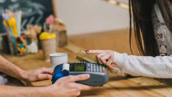 В воронежских магазинах перестали работать терминалы Сбера